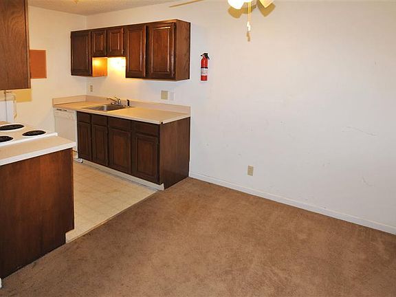 5th image of 998 W Beaver Creek Blvd #D101