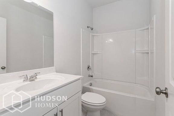 5th image of 328 Paulownia Cir