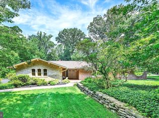 2304 Velvet Ridge Dr, Owings Mills, MD 21117