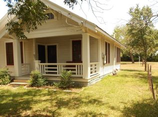 606 W Creek St, Fredericksburg, TX 78624