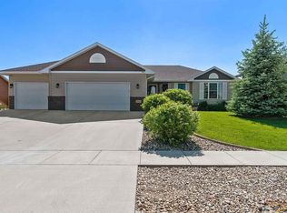 10161 Ventura Ln, Summerset, SD 57718
