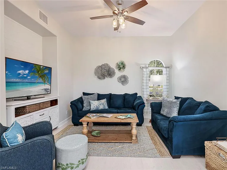 6096 Dogleg Dr — Photo 23