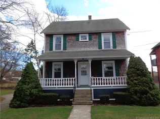 12 Williams St, Mystic, CT 06355