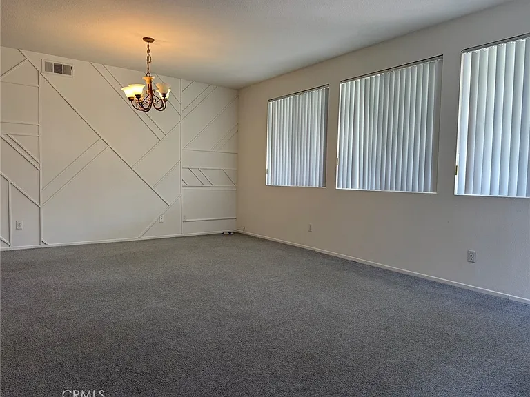 19656 Allenhurst St — Photo 3