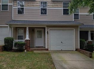 5543 Santeelah Ct, Charlotte, NC 28217