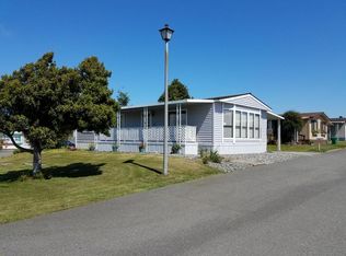 2266 Crest Dr, Fortuna, CA 95540