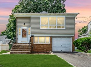 138 Elmwood Ter, Linden, NJ 07036