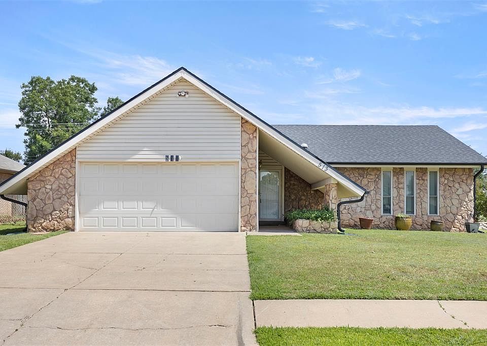 1st image of 513 Williams Dr