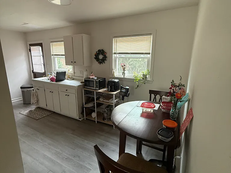 315 Richfield Ave #2 — Photo 6