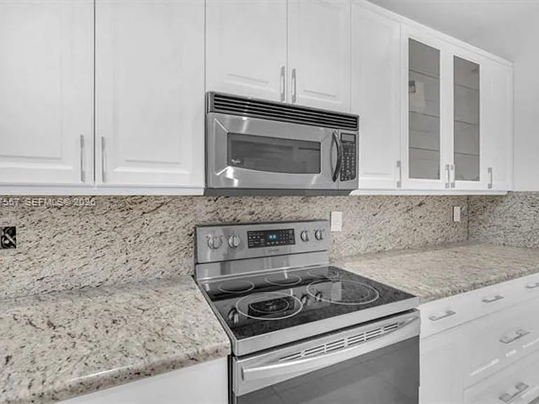 21391 Marina Cove Cir #Townhouse 14-K — Photo 12