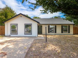 629 Edna Ct, Everman, TX 76140