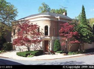 4512 Foxhall Cres NW, Washington, DC 20007