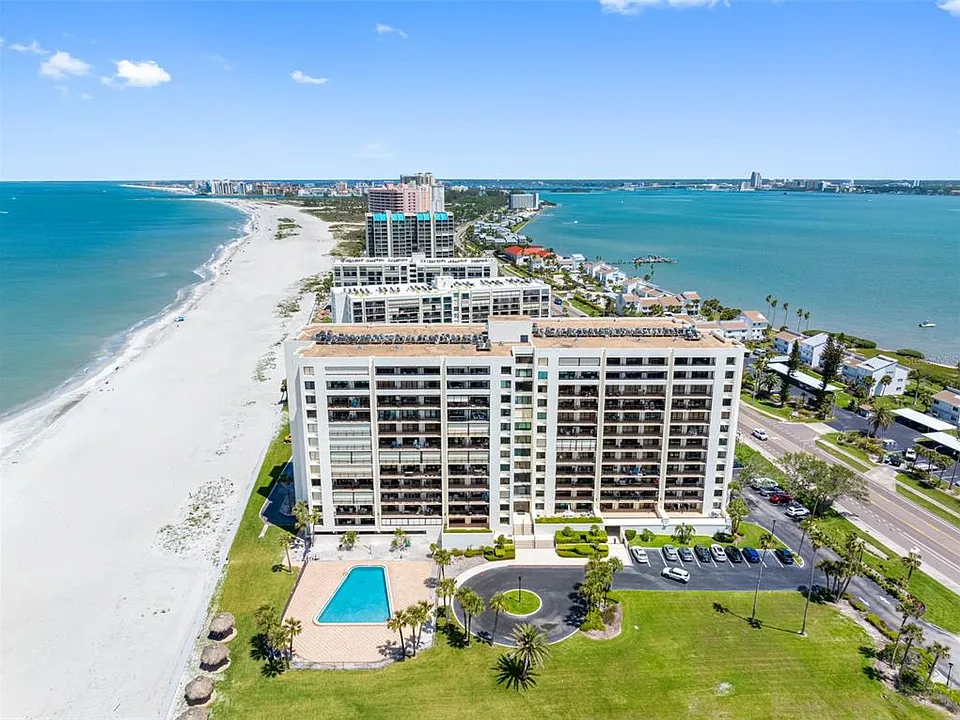 1460 Gulf Blvd #702