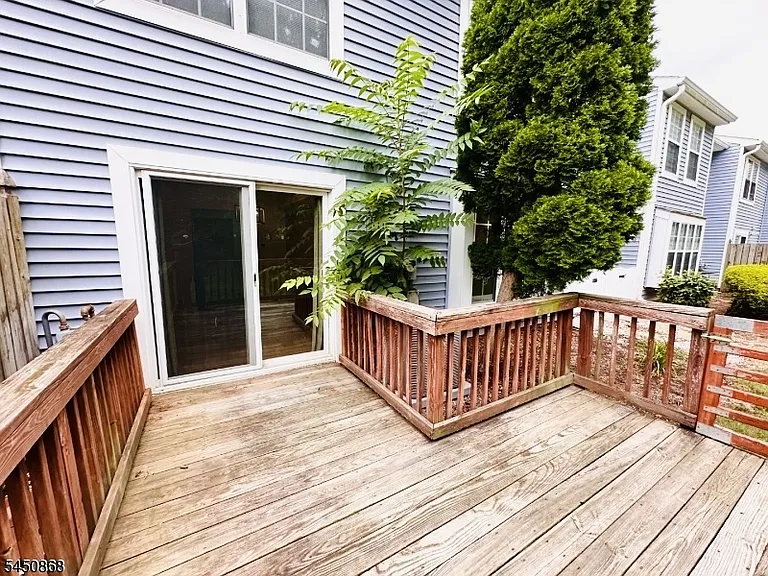 111 Almond Dr #111 — Photo 19