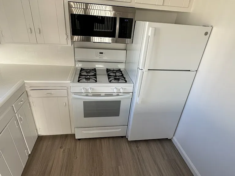 3082 Madison Ave — Photo 6