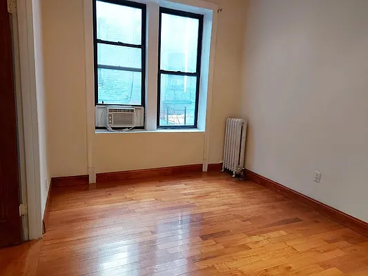 Rented by Executive Towers  | media 14