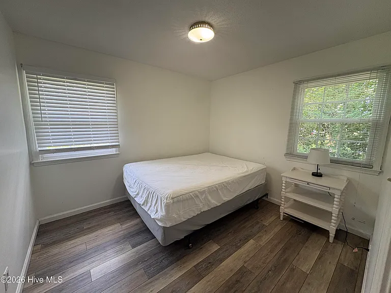 2000 Opal St — Photo 16