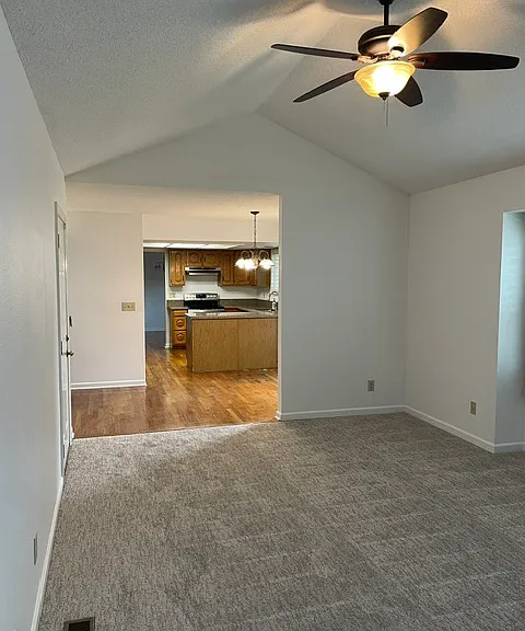 9365 Princeton Cir — Photo 9