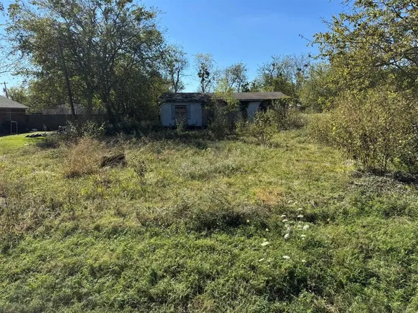 203 Fm 513 S, Lone Oak, TX 75453