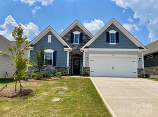 182 White Apple Way #BF5-75, Statesville, NC 28625