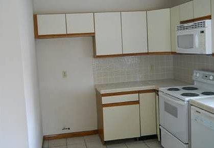 4th image of 6750 Us 27 APT C21