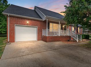1008 Olivia Ct, Mount Juliet, TN 37122