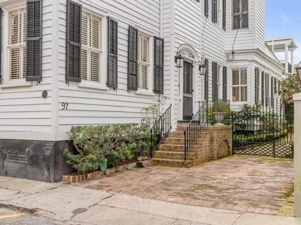 97 Tradd St, Charleston, SC 29401