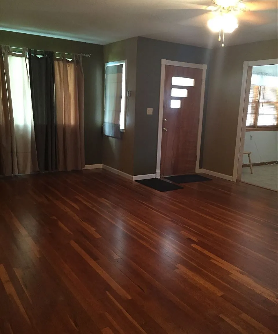 3 bed, 1331 sqft, $1,400 — Photo 4