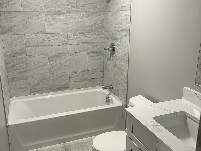 32 5th Ave #3R — Photo 6