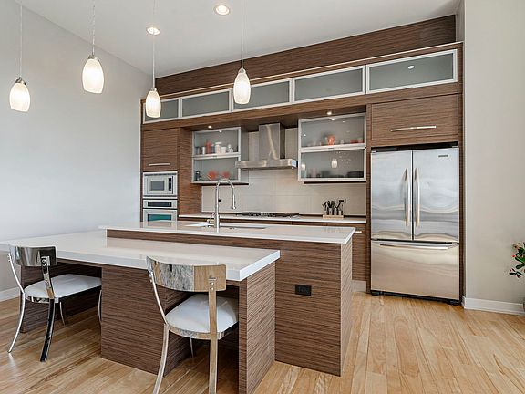 5th image of 2408 W Rice St APT 403
