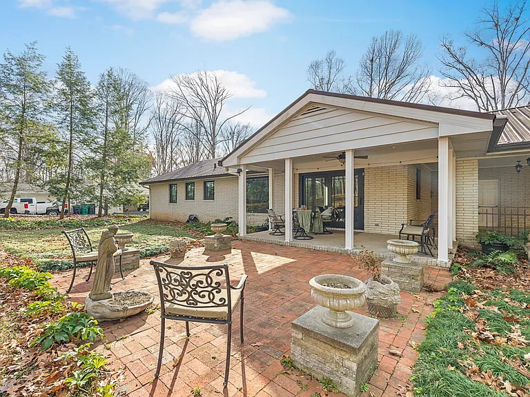 3384 Timber Lake Rd NW — Photo 1