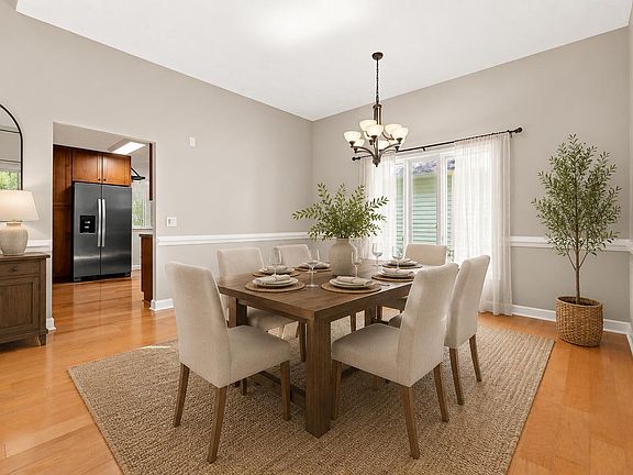 4th image of 1786 Irish Blvd