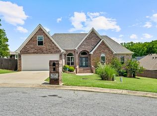 818 Tumbling Cir, Cabot, AR 72023
