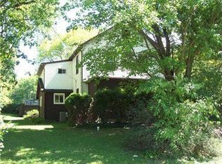 1756 Squaw Run Rd, Ellwood City, PA 16117