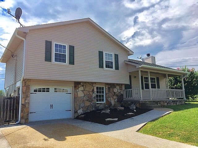 1st image of 2041 Merle Ln