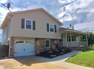2041 Merle Ln, Knoxville, TN 37931