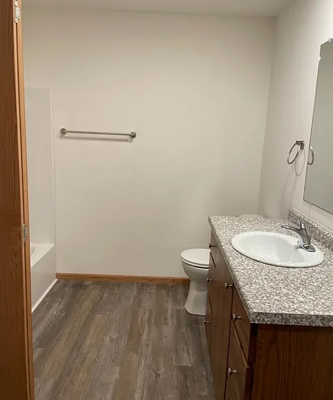 1450 Peterson Dr #315 — Photo 2