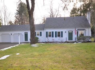 5 Farmstead Ln, Farmington, CT 06032