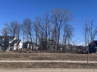 L325 Interlachen Ave, Oregon, WI 53575