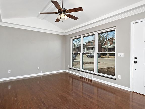 5th image of 7148 Wise Ave