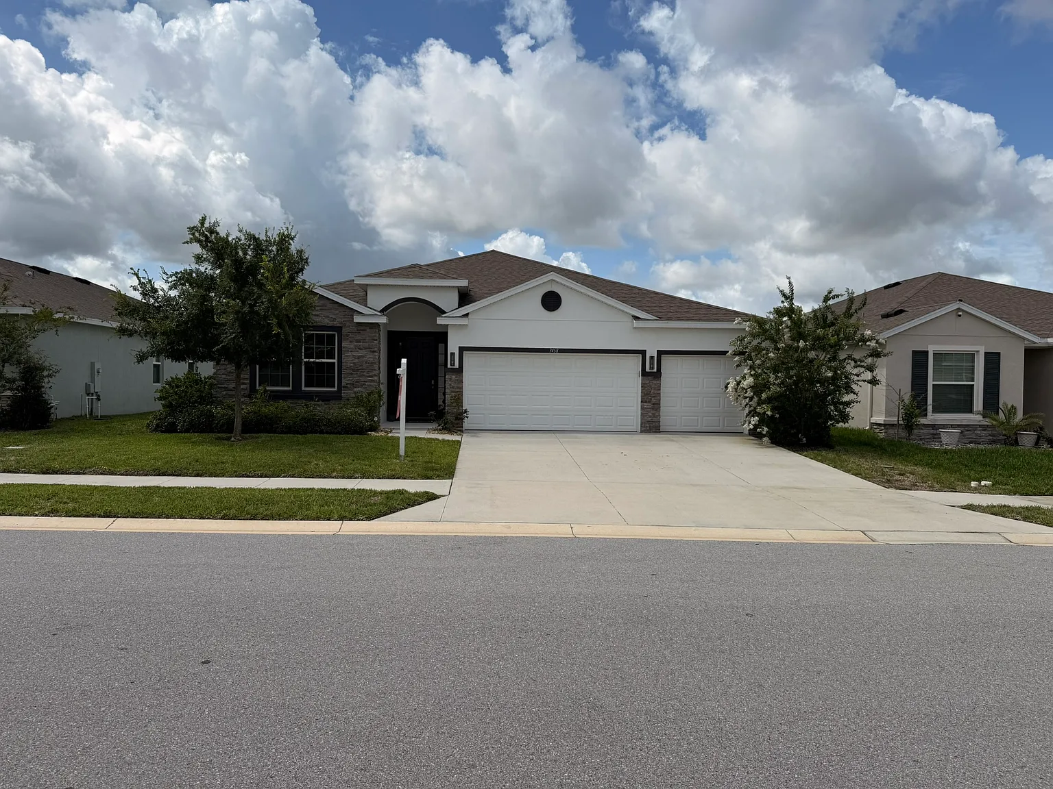 Autumn Amber Dr, Spring Hill — Photo 1