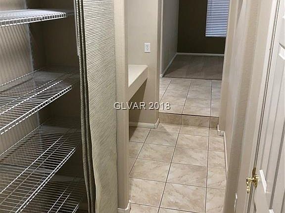 4th image of 922 Socorro Song Ln