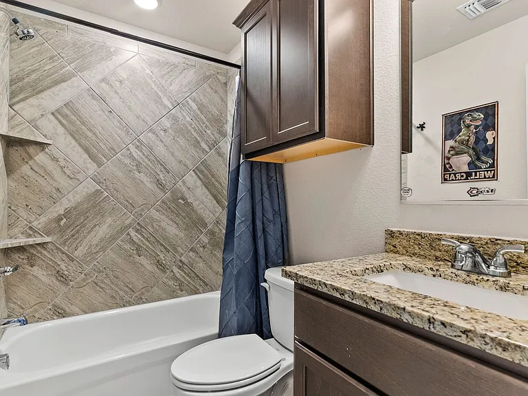 3700 Addison St — Photo 4