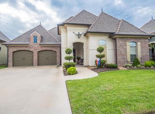 206 Rue De Chambery, Broussard, LA 70518