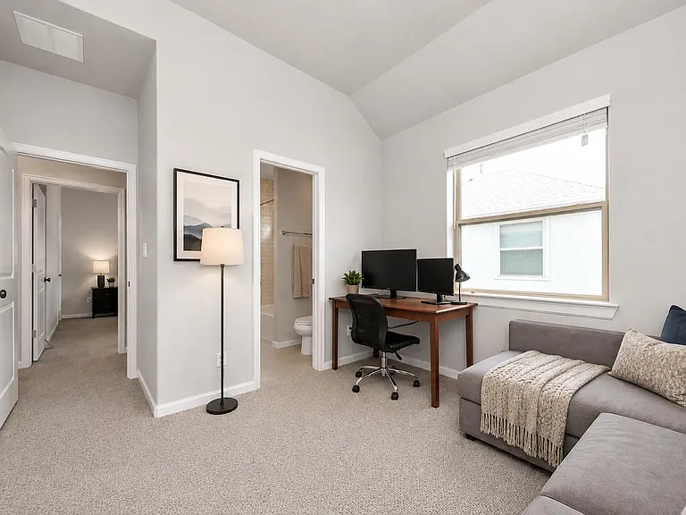 2014 Windsor Meadow Trce — Photo 26
