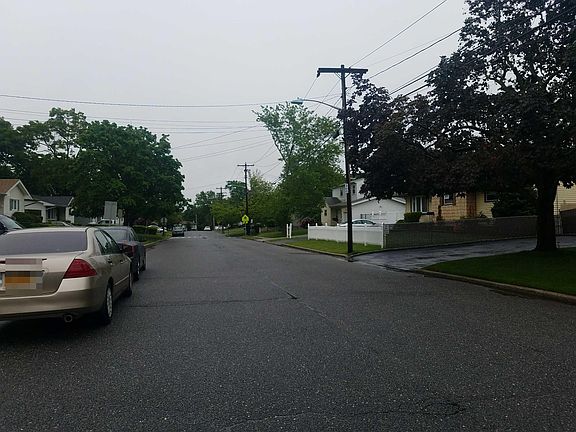 5th image of 47 Voorhis Dr