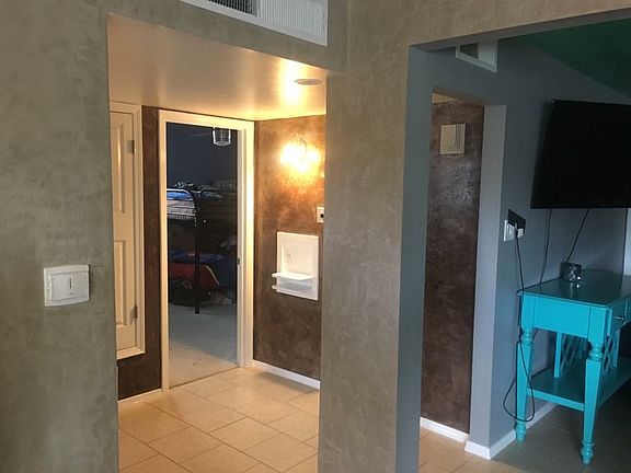 5th image of 1501 Clausen Dr