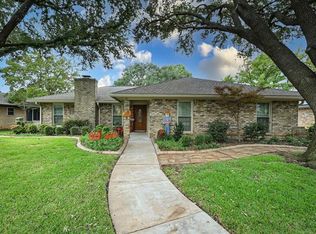 1325 Chestnut Rd, Mansfield, TX 76063