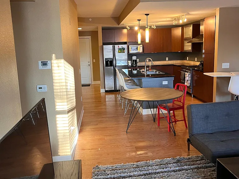 2240 N Clay St #206 — Photo 7