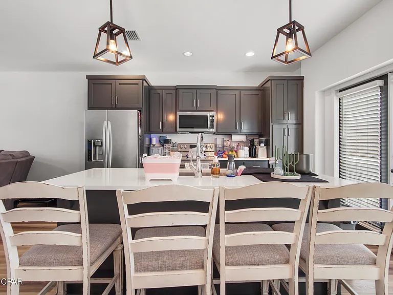 309 Raven Ln — Photo 9